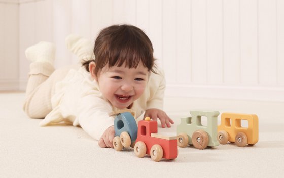 �� 4 ��� ��� ��� POLAR B