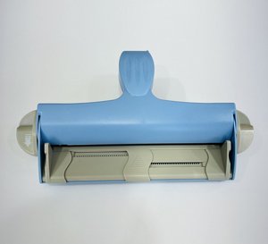 מגולל נייר מגולל נייר